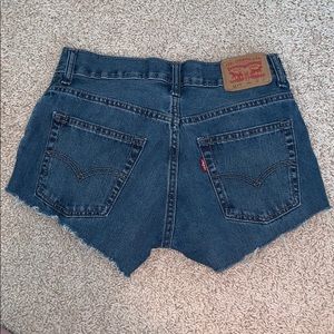 Levi’s Cutoff Jean Shorts